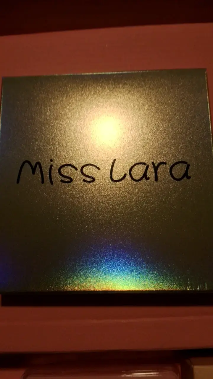 Paleta de Sombras Miss Lara Ultimate - 1