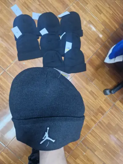 Gorros de lana tipo jordan la mejor calidad PK - miniatura 4