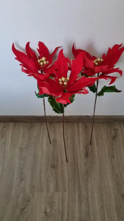 Flores de Pascua artificiales rojas decorativas - miniatura 2