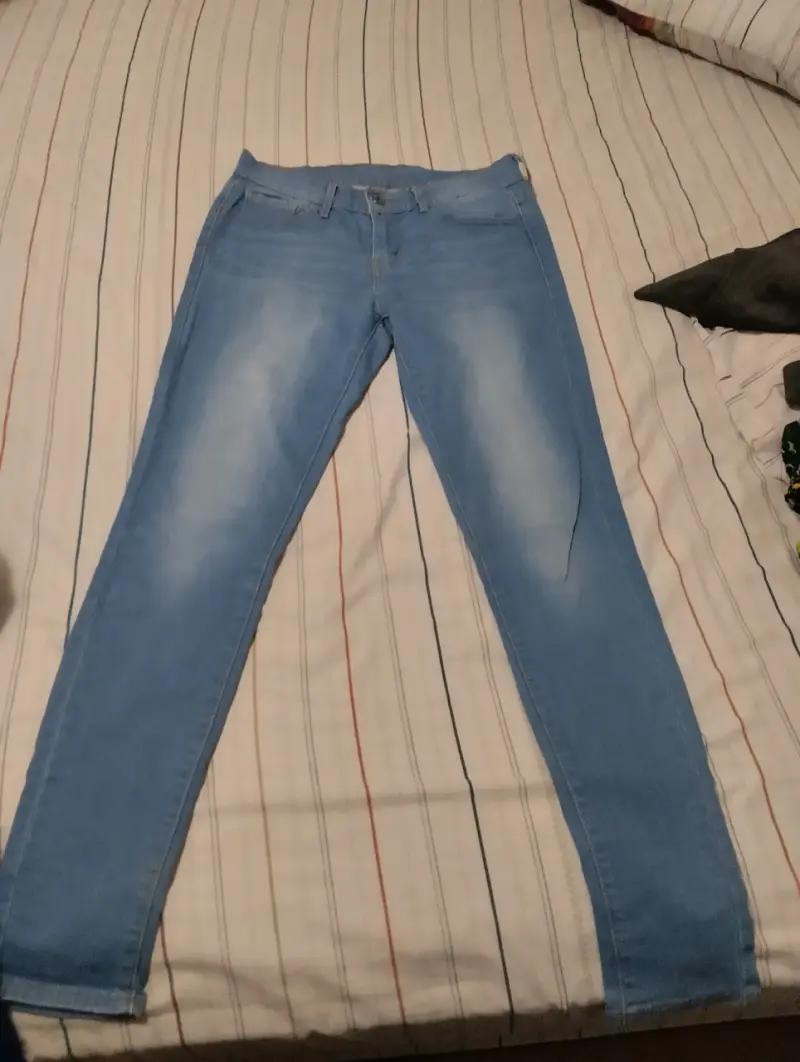 Jeans azul claro Levi's para mujer