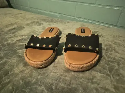 Sandalias negras Pollini talla 40 - miniatura 1