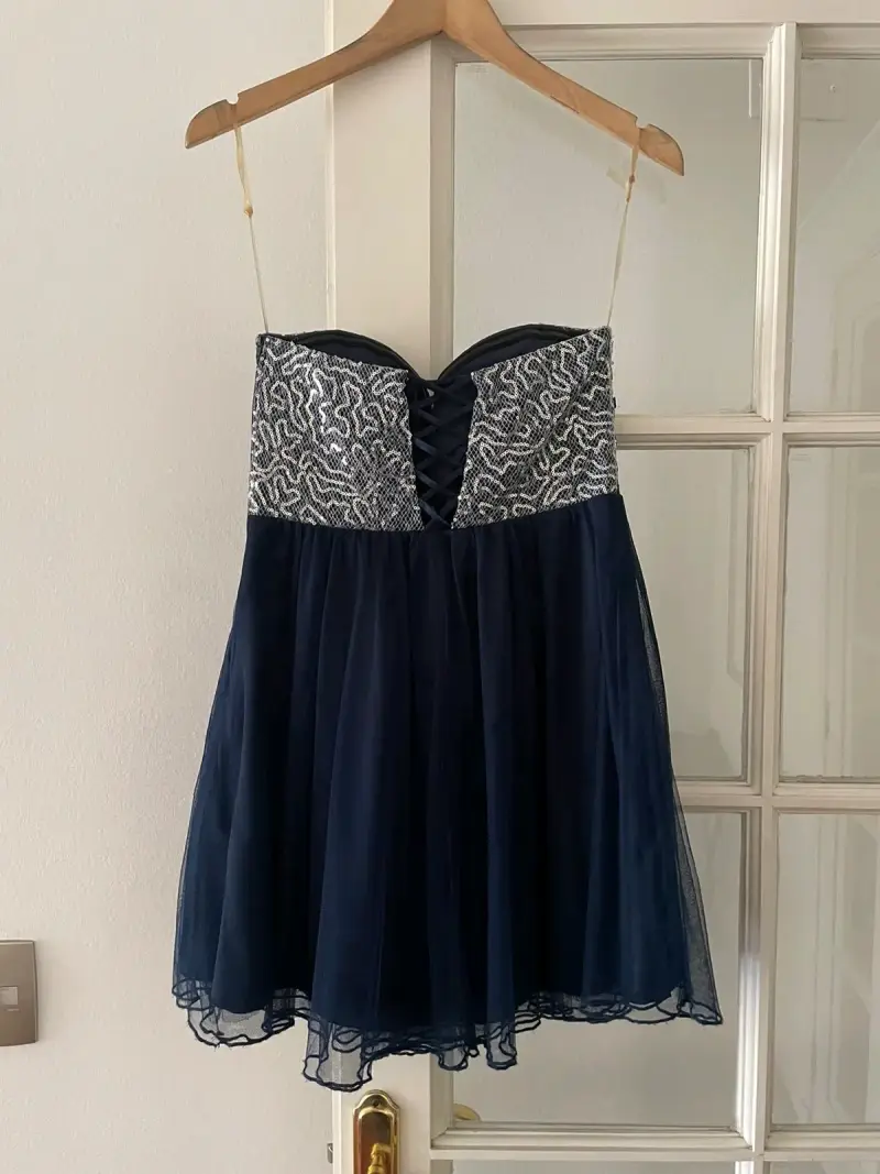 Vestido corto azul con lentejuelas - 4