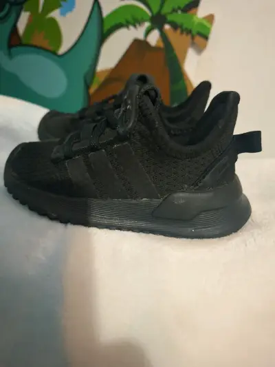 Zapatillas deportivas negras para niños Adidas - miniatura 2