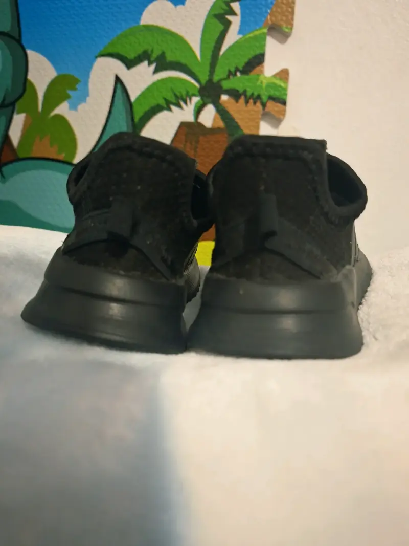 Zapatillas deportivas negras para niños Adidas - 3