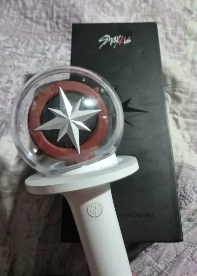 Lightstick Stray Kids Ver.2 con caja (no origina)l - miniatura 1