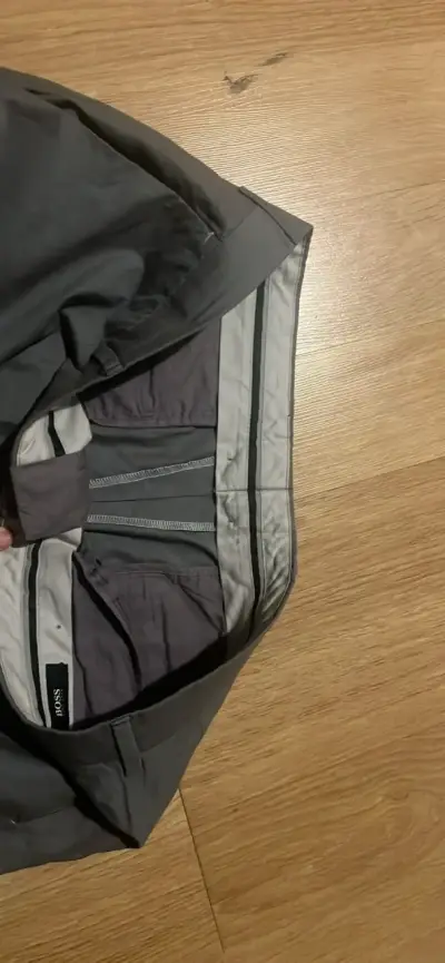 Pantalones de vestir grises para hombre - miniatura 2