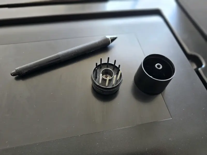 Tableta gráfica Wacom Intuos Pro con lápiz - 5