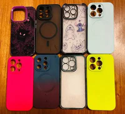 iPhone 15 Pro 128GB con accesorios y fundas - miniatura 3