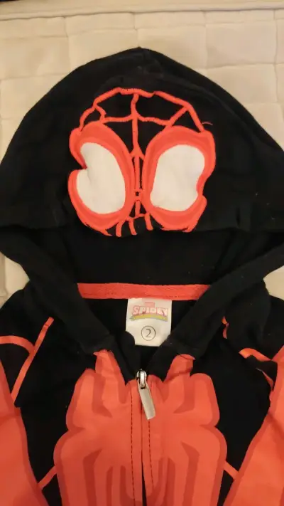 Pijama de Spiderman para niño con capucha - miniatura 2