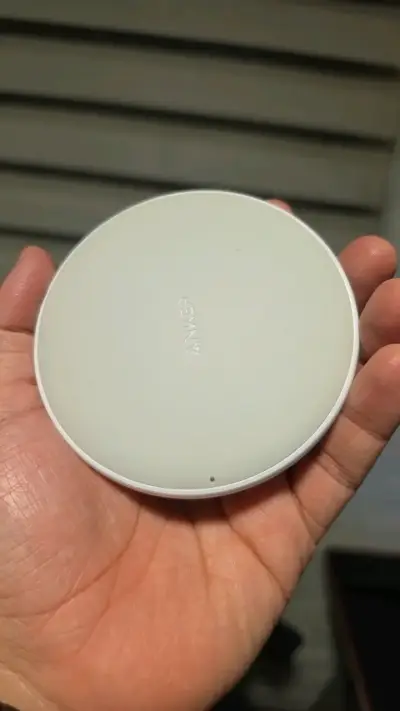 Cargador Inalámbrico Anker PowerWave Pad - miniatura 3