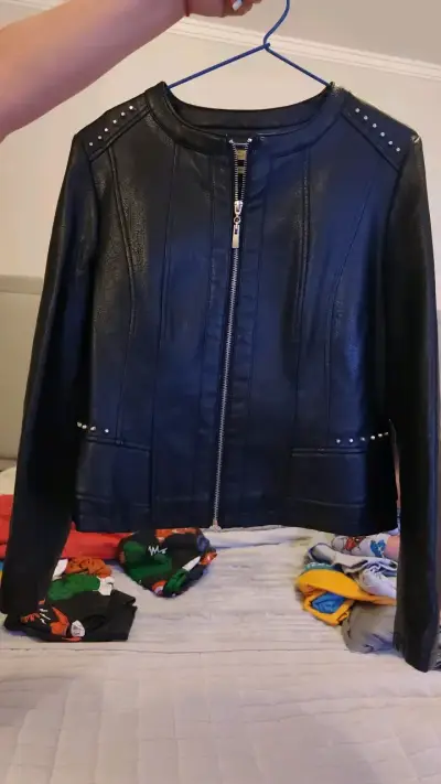 Chaqueta de cuero negra con tachas ASH - miniatura 4