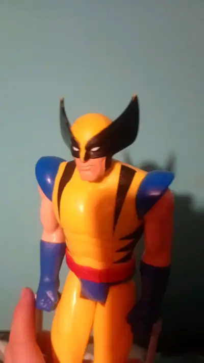 Figuras de acción Wolverine y Deadpool cada uno a - miniatura 3