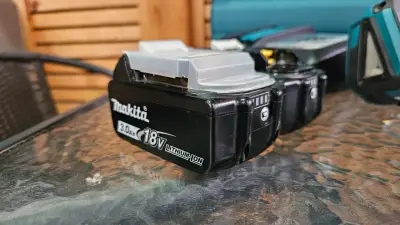Esmeriladora Angular Inalámbrica Makita DGA454 18V - miniatura 5