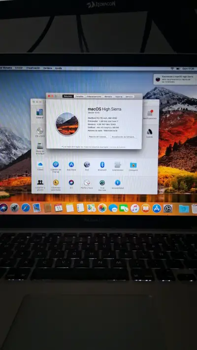 MacBook Pro 13 pulgadas en buen estado - miniatura 1