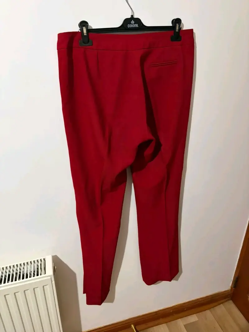 Pantalones rojos de vestir para mujer - 2