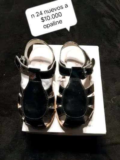 Sandalias negras para niños Opaline nuevas - miniatura 1