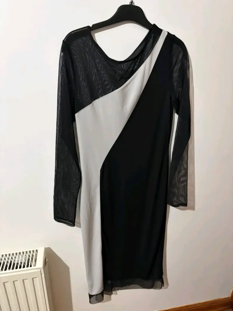 Vestido elegante bicolor negro y blanco