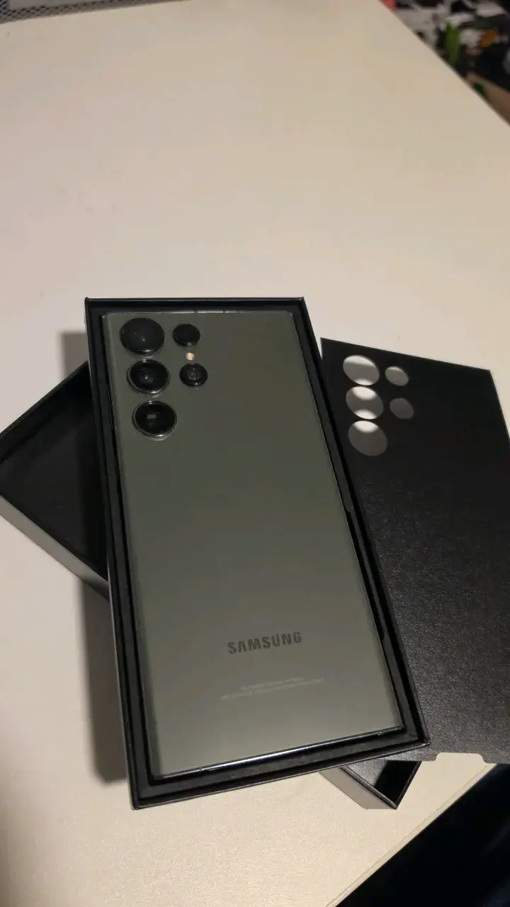 Samsung Galaxy S23 Ultra con S Pen - 6