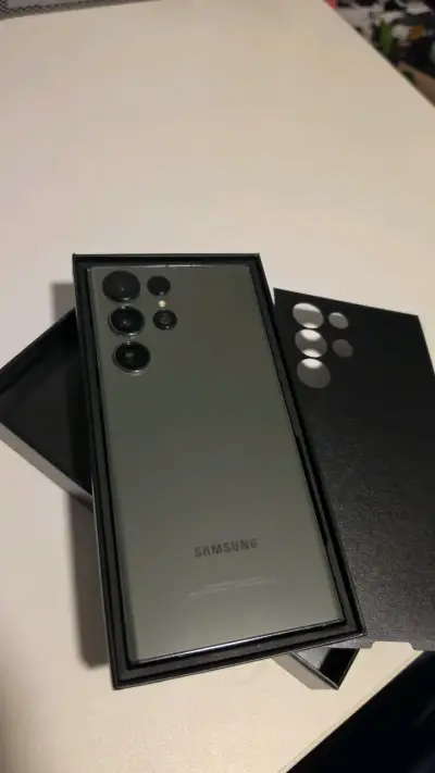 Samsung Galaxy S23 Ultra con S Pen - miniatura 6