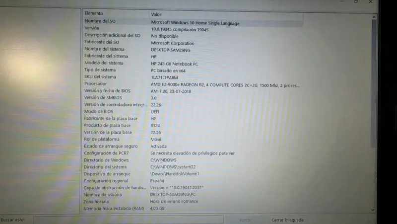 Laptop HP con procesador AMD E2 y 4GB RAM - 6