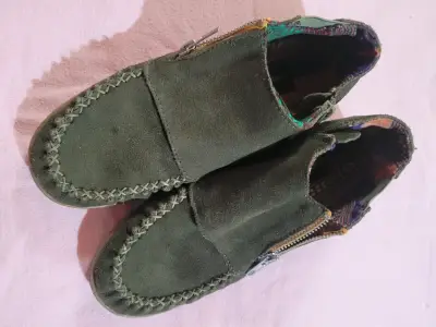 Zapatos de gamuza  con cierre lateral - miniatura 2