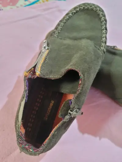 Zapatos de gamuza  con cierre lateral - miniatura 4
