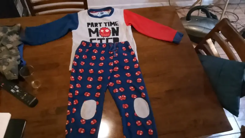 Pijama infantil Part Time Monster - 1