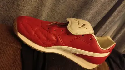 Zapatillas deportivas rojas Puma para hombre - miniatura 1