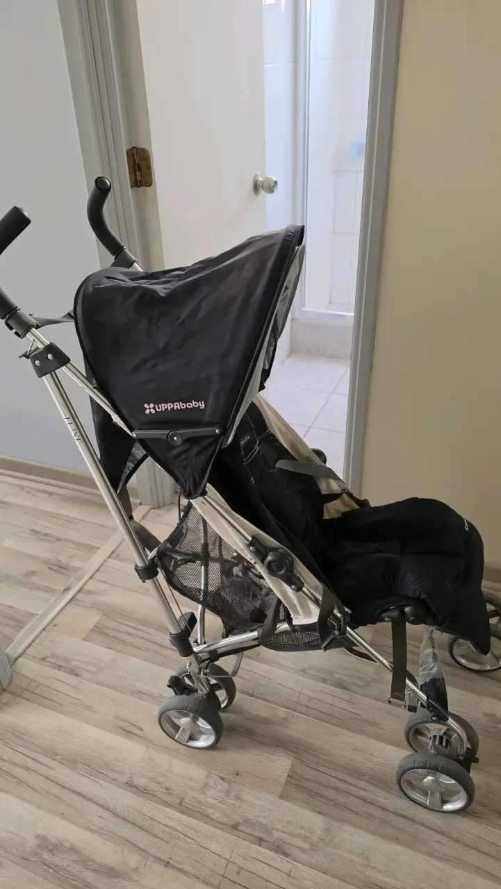 Coche de Paseo Uppababy Negro Plegable - 2