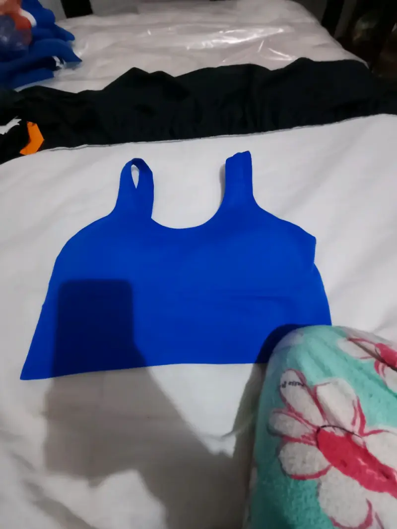 Top deportivo azul para mujer