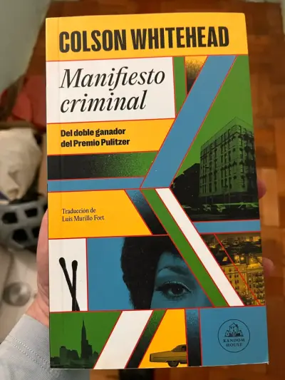 Libro 'Manifiesto Criminal' de Colson Whitehead - miniatura 1