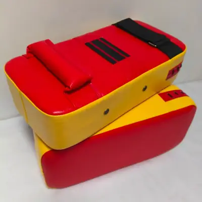 Foco Escudo Boxeo 40 cm | Triple Agarre - miniatura 1