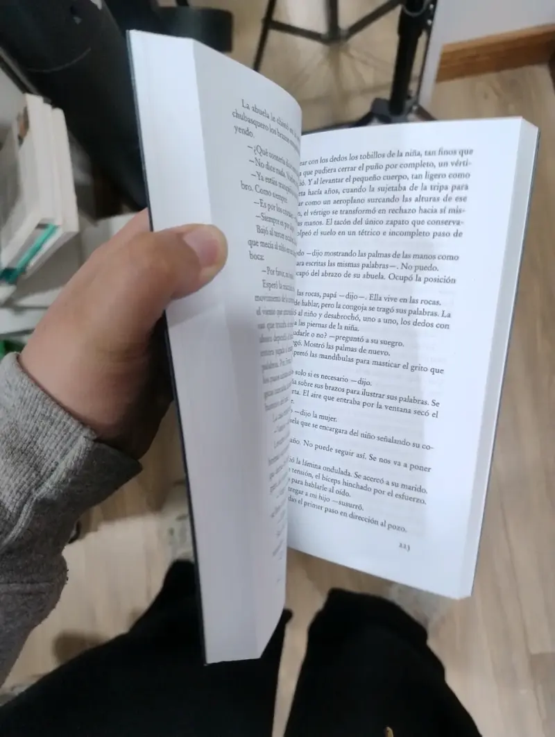 Libro 'El Brillo de las Luciérnagas' de Paul Pen - 3