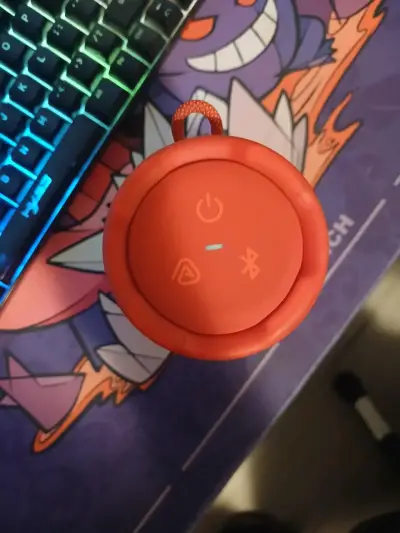 Parlante Bluetooth portátil JBL rojo - miniatura 2