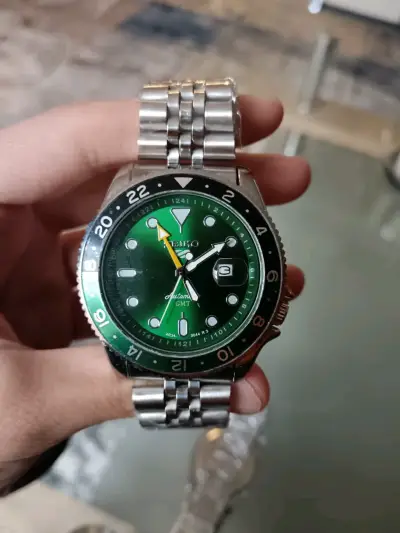 Reloj  Seiko GMT verde acero inoxidable - miniatura 1