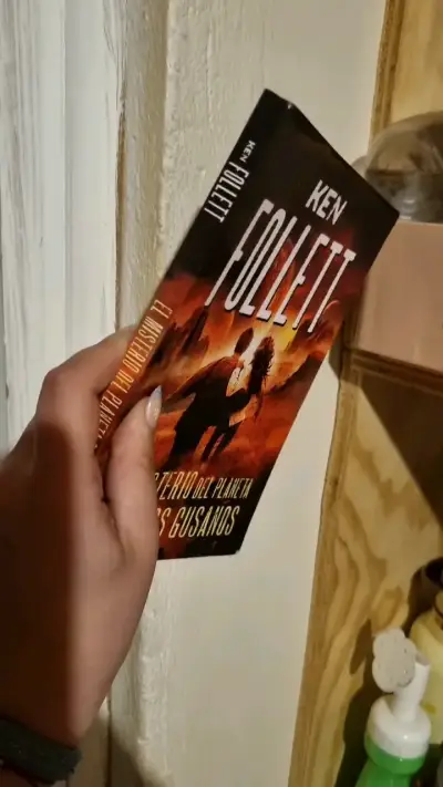 'El Misterio del Planeta de los Gusanos' de K - miniatura 2