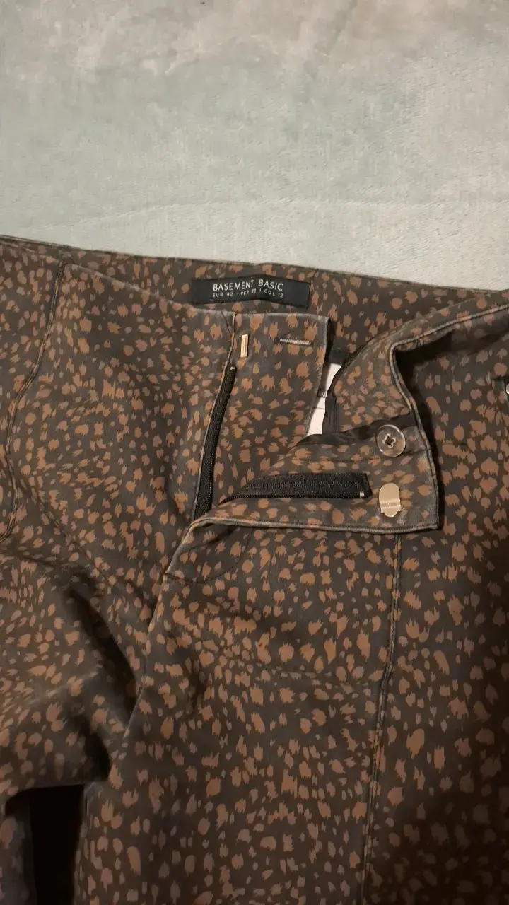 Pantalón Basement estampado animal print - 4