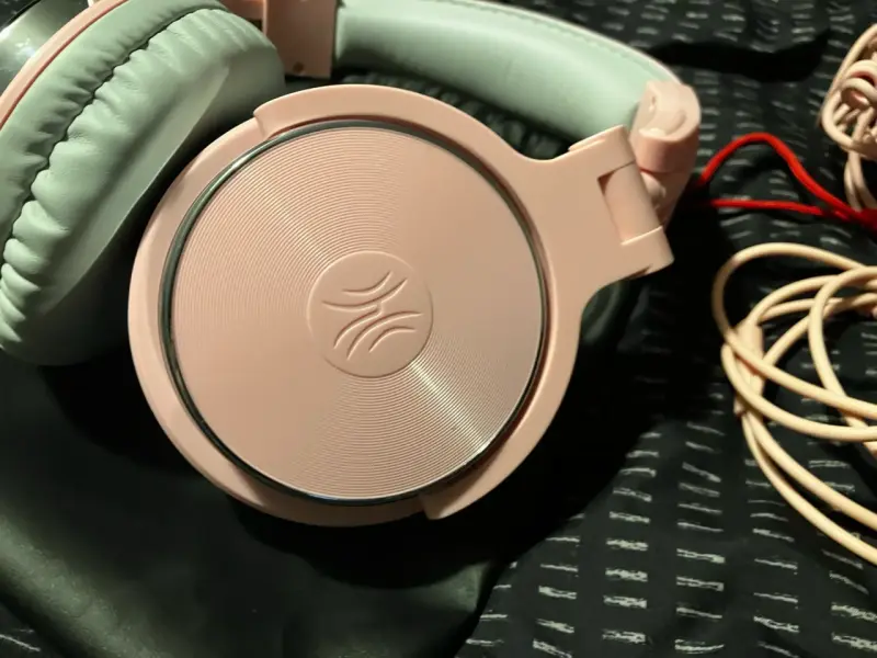 Auriculares OneOdio rosa con cables desmontables - 2