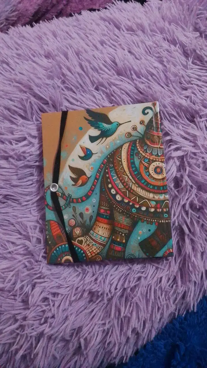 Libreta con hojas blancas con diseño de elefante - 3