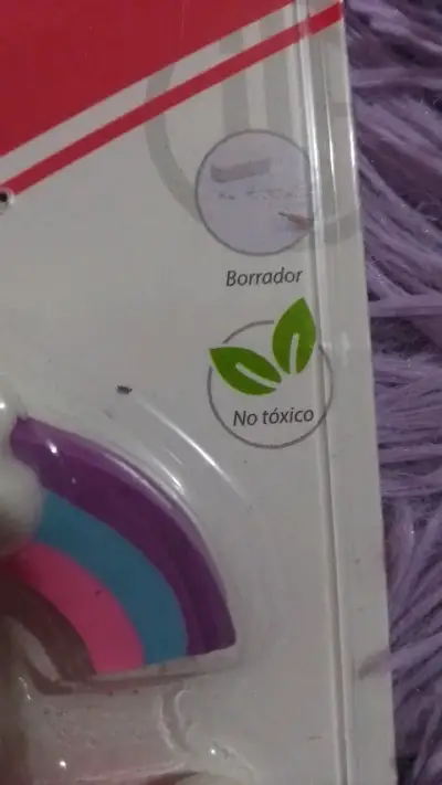Set de gomas de borrar con diseños - miniatura 5