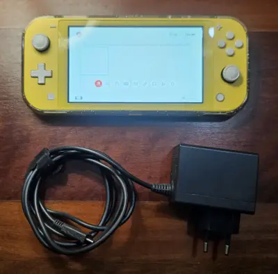 Nintendo Switch Lite amarilla - miniatura 6