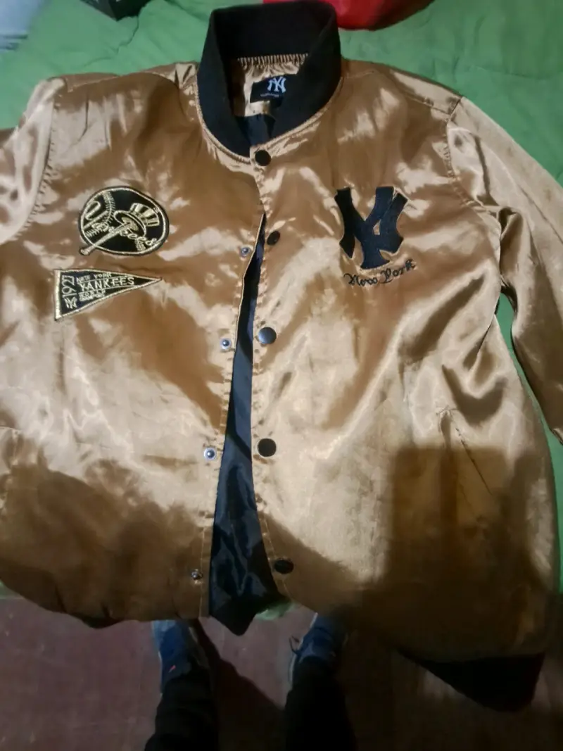 Chaqueta de béisbol New York Yankees dorada - 2