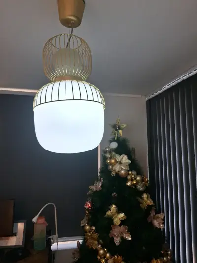 Lámpara colgante moderna dorada - miniatura 1