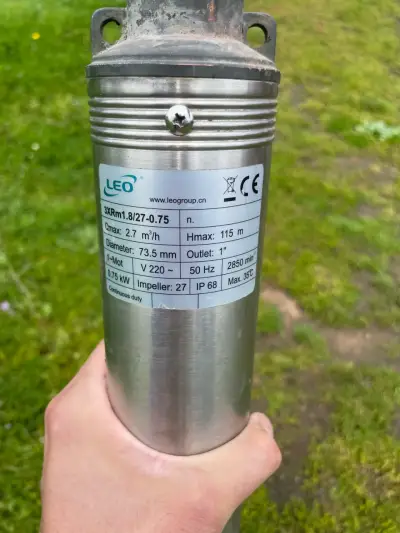 Bomba sumergible LEO 3XRM1.8/27-0.75 para agua - miniatura 1