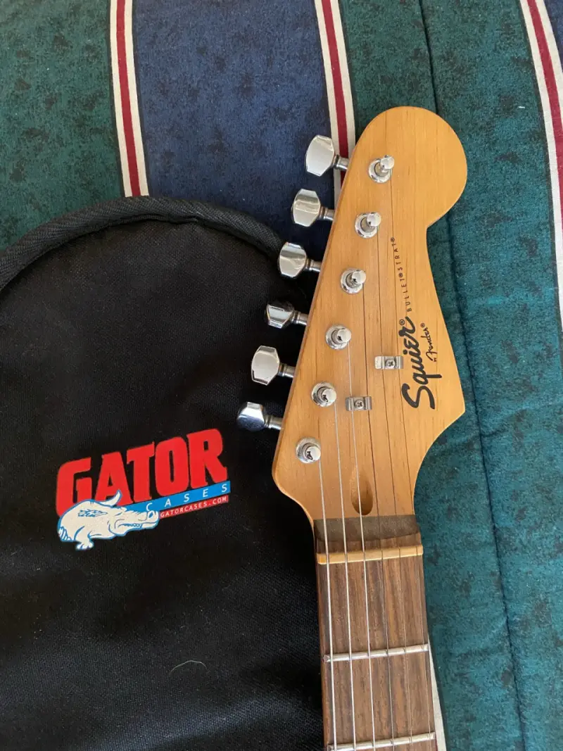 Guitarra eléctrica Squier Stratocaster sunburst - 4