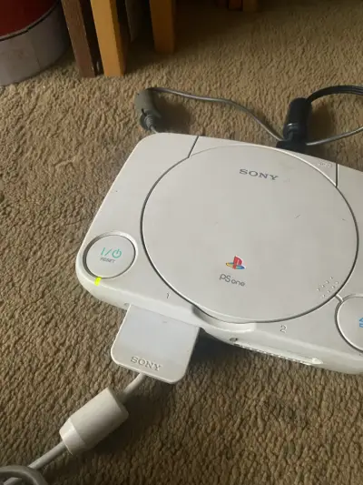 Consola Sony PS One con control y cables - miniatura 1