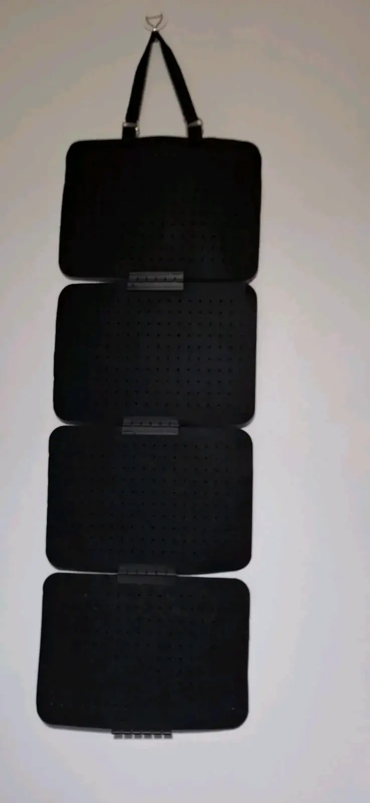 Expositor de pines y aros - 2