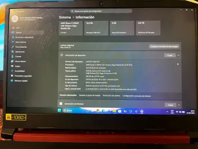 Laptop Acer Nitro 5 con AMD Ryzen 5 y NVIDIA GTX - miniatura 1