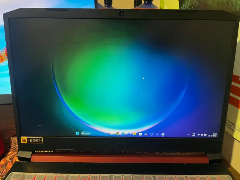 Laptop Acer Nitro 5 con AMD Ryzen 5 y NVIDIA GTX - 5
