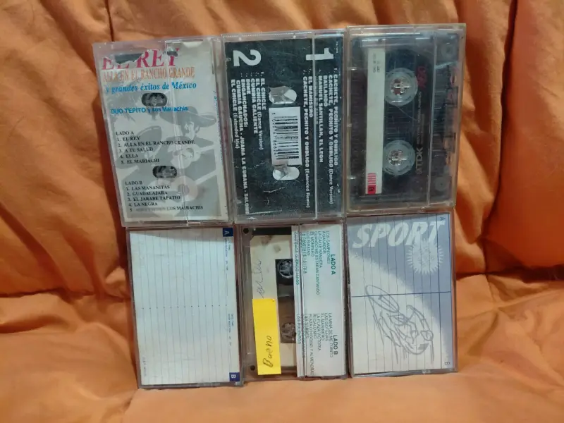 Lote de cassettes - 2